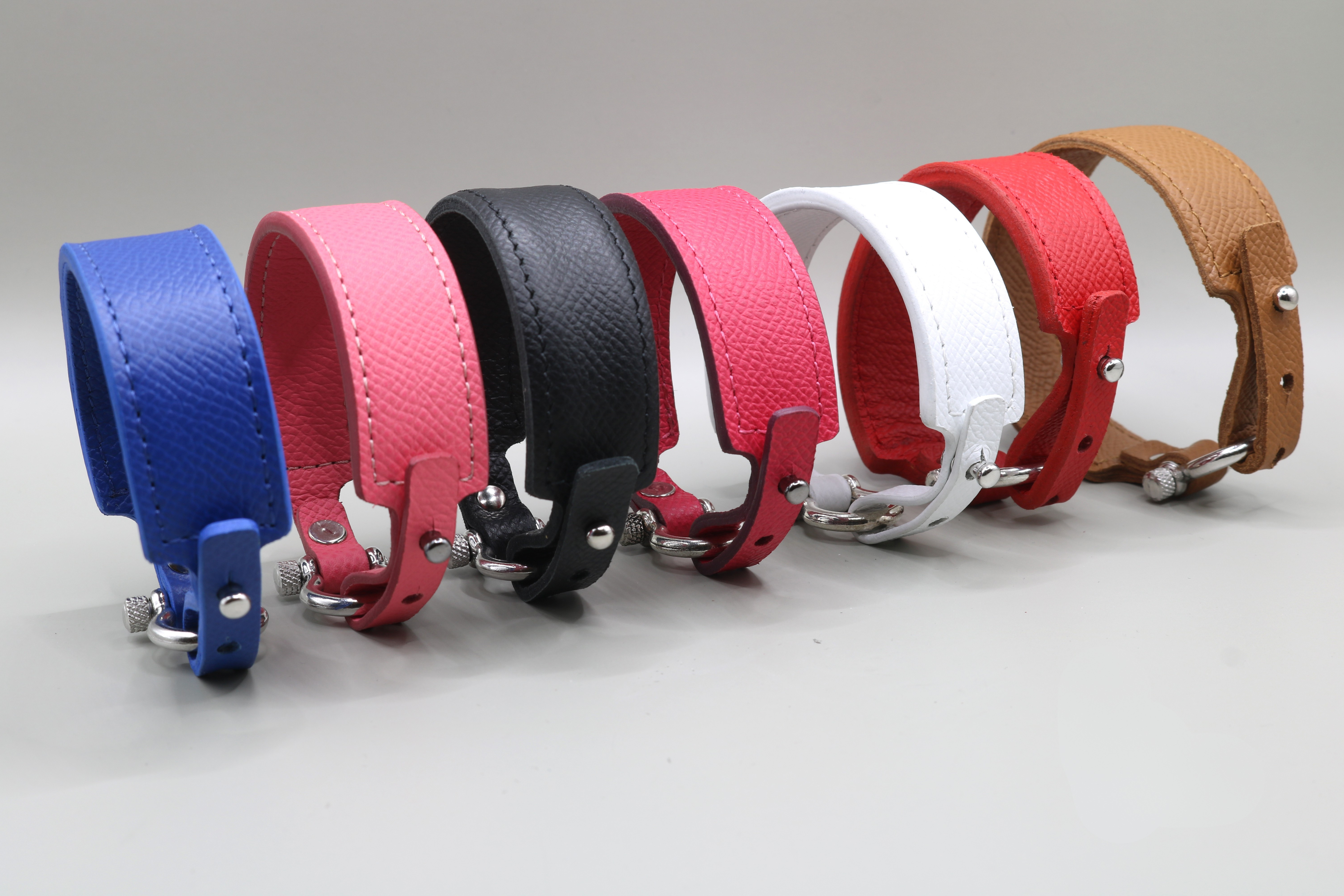 Bracelet manille anti-ondes femme en cuir Bleu roi