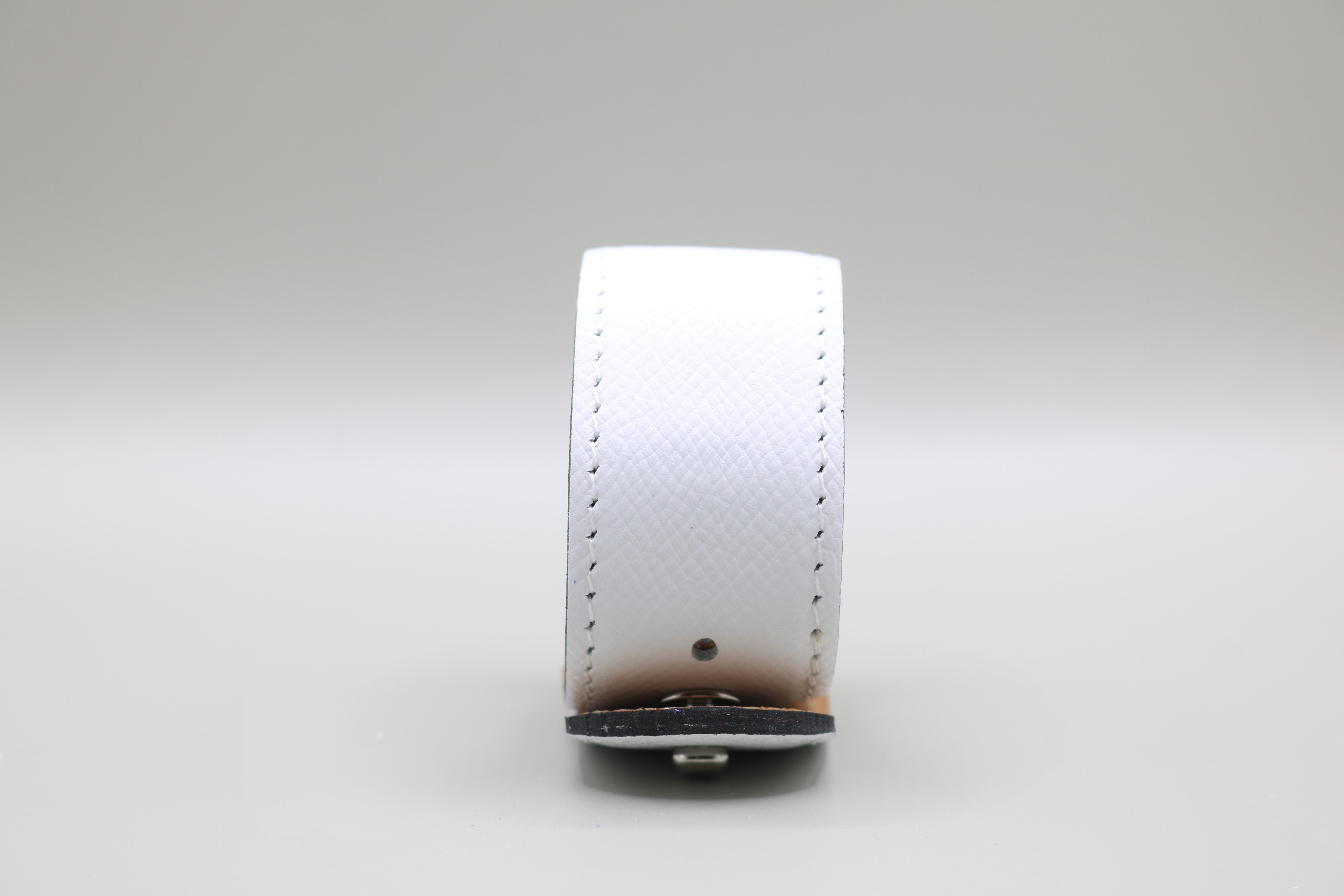 Bracelet manchette anti-ondes Femme en cuir Blanc