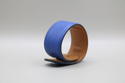 Women's anti-wave cuff bracelet in Royal Blue leather